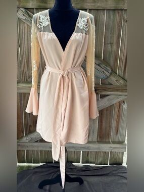Robed with Love Hildy Pink Satin Bridesmaid Robe Floral Embroidered Details M